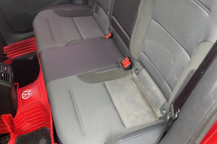 Used Volkswagen Golf 2018 1.6L Automatic Comfort Model Left Rear Seat