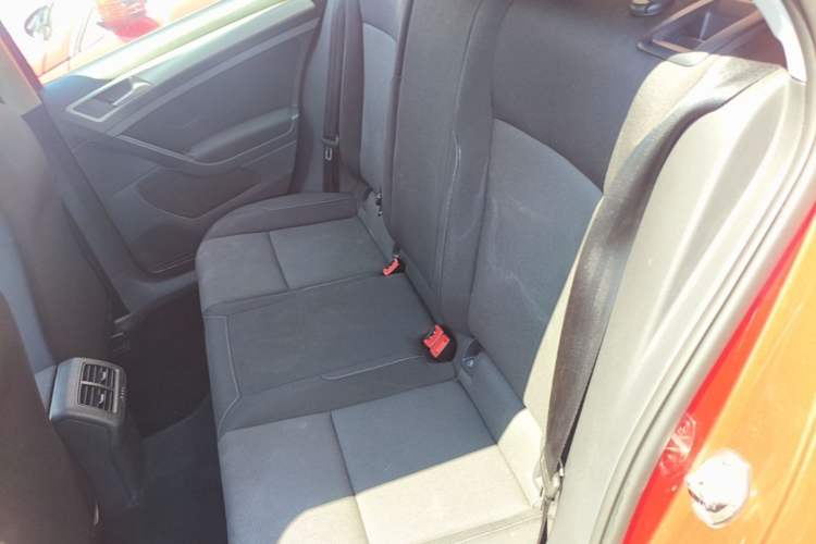 Used Volkswagen Golf 2018 1.6L Automatic Fashion Model Left Rear Seat