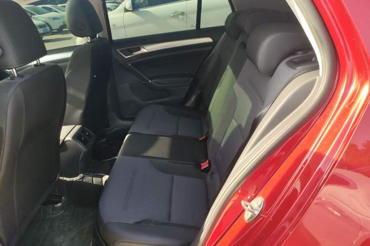 Used Volkswagen Golf 2018 230TSI Automatic Comfort Model Left Rear Seat