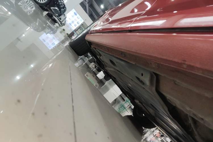 Used Volkswagen Golf 2018 1.6L Automatic Comfort Model Left Side Sill