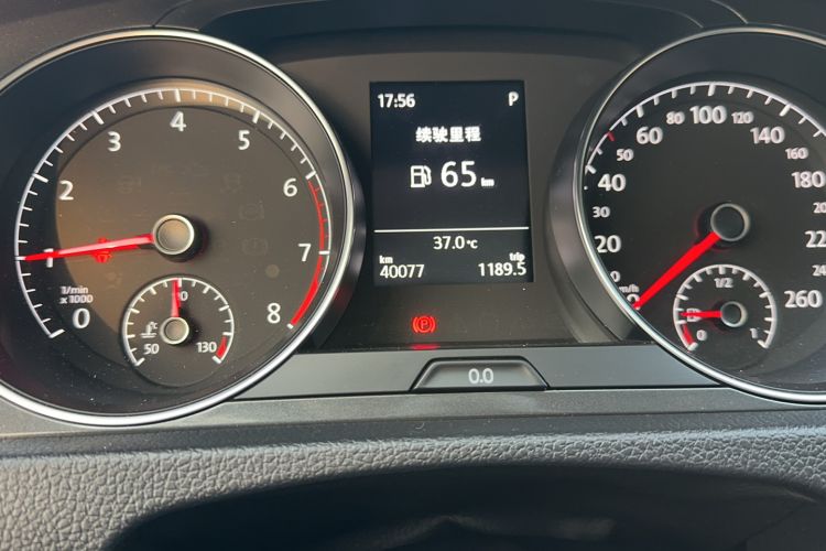 Used Volkswagen Golf 2018 1.6L Automatic Comfort Model Odometer Close Up