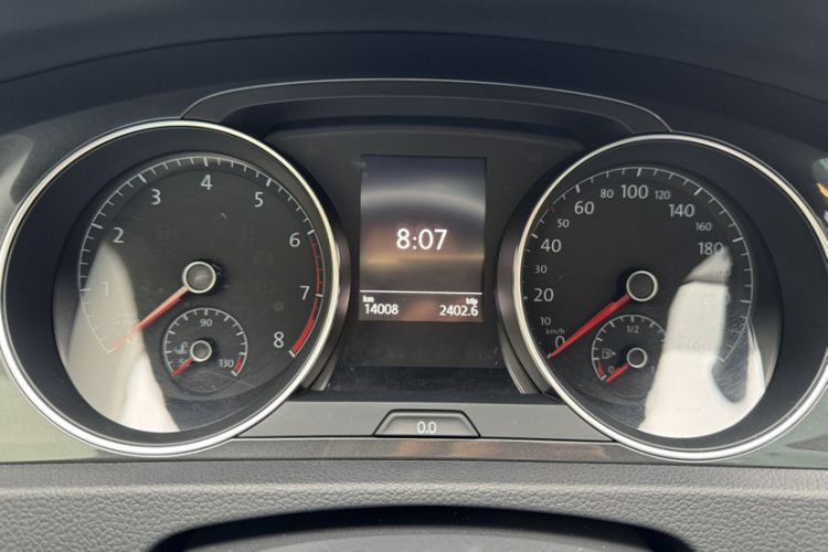 Used Volkswagen Golf 2018 1.6L Automatic Comfort Model Odometer Close Up