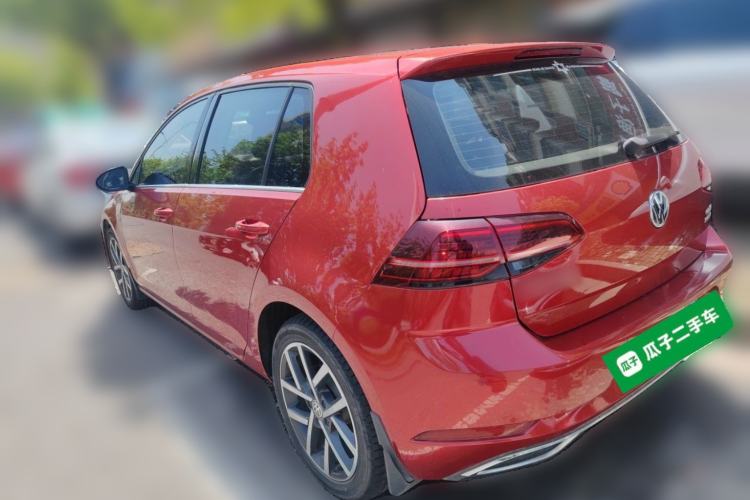 Used Volkswagen Golf 2018 230TSI Automatic Luxury Version Rear Left 45 Deg