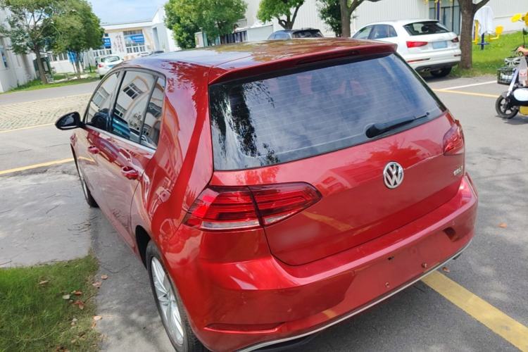 Used Volkswagen Golf 2018 1.6L Automatic Comfort Model Rear Left 45 Deg