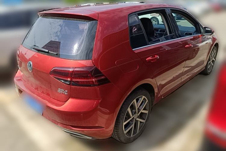 Used Volkswagen Golf 2018 230TSI Automatic Luxury Version Rear Right 45 Deg