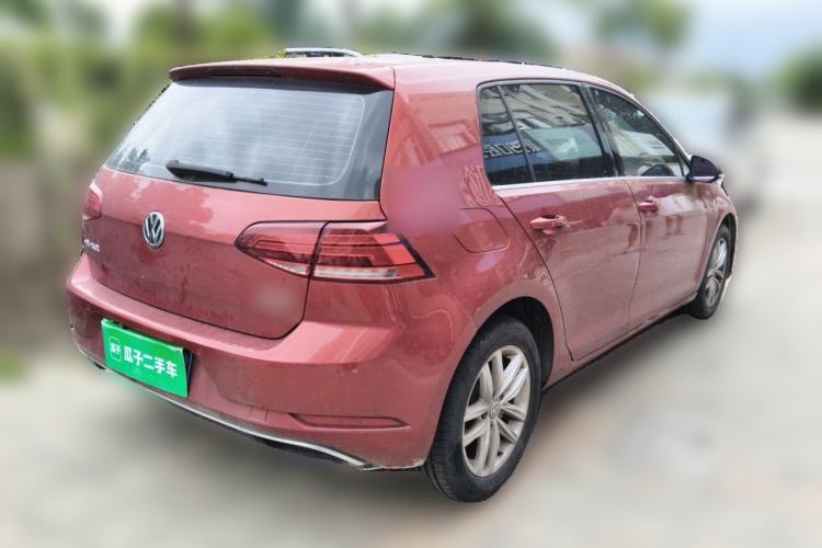 Used Volkswagen Golf 2018 230TSI Automatic Comfort Model Rear Right 45 Deg