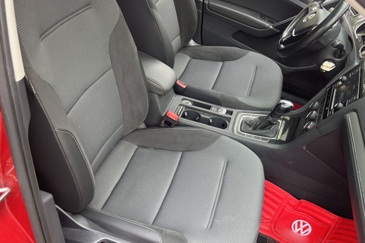 Used Volkswagen Golf 2018 1.6L Automatic Comfort Model Right Front Seat