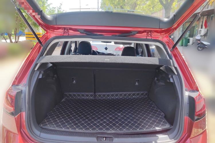 Used Volkswagen Golf 2018 230TSI Automatic Luxury Version Trunk