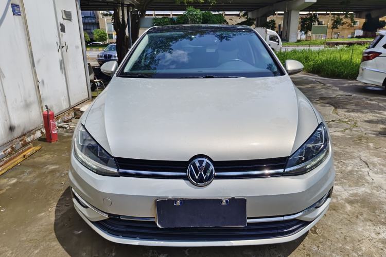 Used Volkswagen Golf 2018 1.6L Automatic Comfort Model Exterior 1