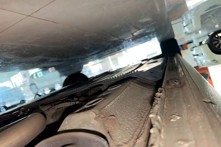 Used Volkswagen Golf 2018 1.6L Automatic Comfort Model Left Side Sill