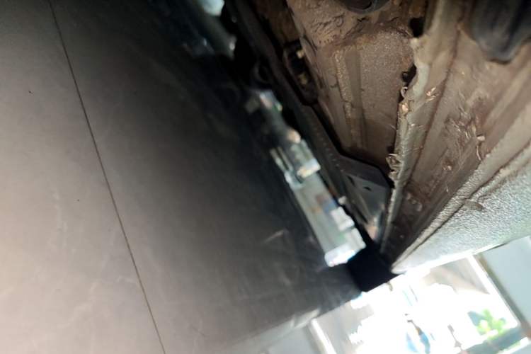 Used Volkswagen Golf 2018 1.6L Automatic Comfort Model Right Side Sill