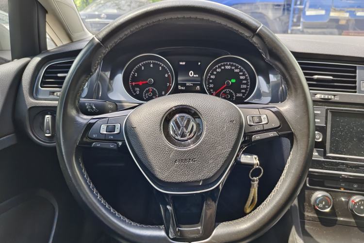 Used Volkswagen Golf 2018 1.6L Automatic Comfort Model Steering Wheel