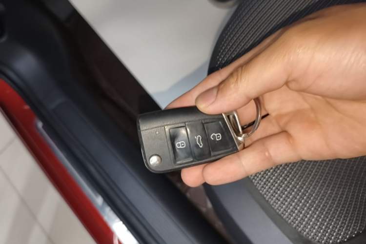 Used Volkswagen Golf 2018 230TSI Automatic Comfort Model Vehicle Key