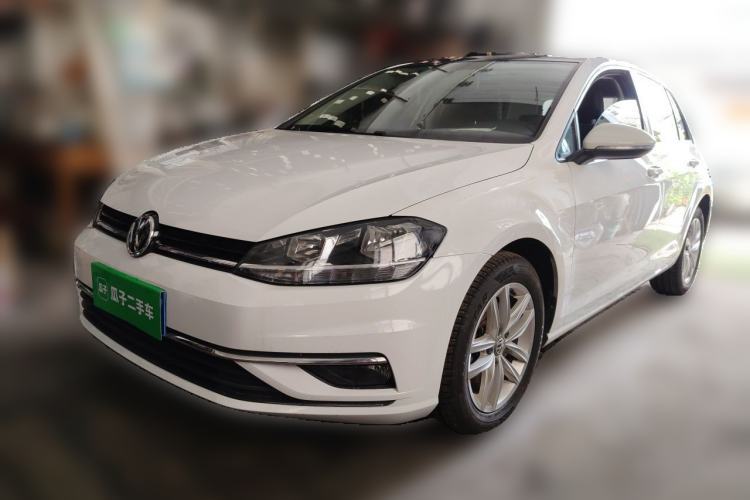 Used Volkswagen Golf 2018 230TSI Automatic Comfort Model Guazi used car, China used car export, Used car for sale, Used cars, Cheapest cars for sale
