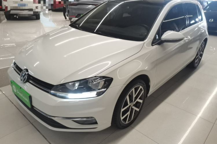 Used Volkswagen Golf 2018 230TSI Automatic Luxury Version Guazi used car, China used car export, Used car for sale, Used  cars, Cheapest cars for sale