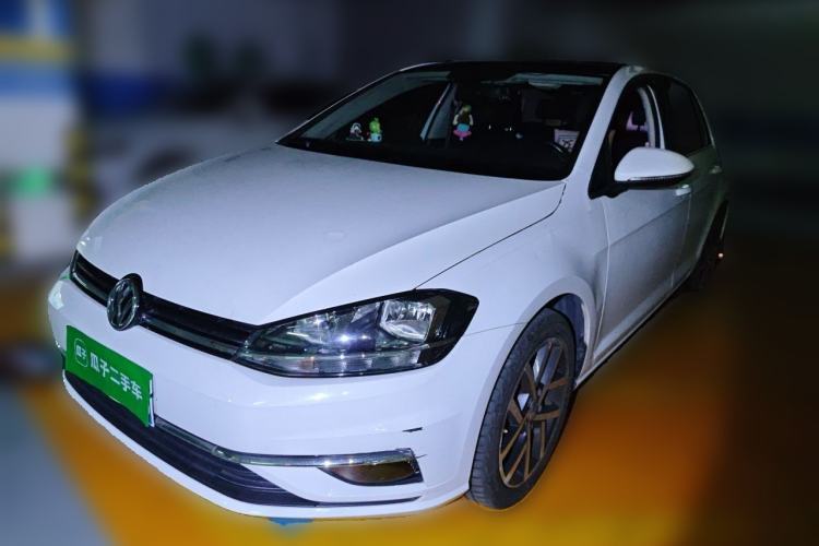 Used Volkswagen Golf 2018 230TSI Automatic Luxury Version Guazi used car, China used car export, Used car for sale, Used  cars, Cheapest cars for sale