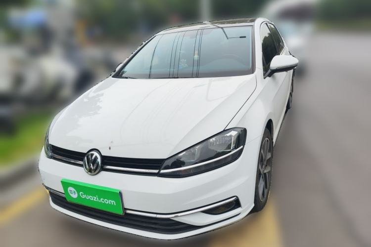 Used Volkswagen Golf 2018 230TSI Automatic Luxury Version Guazi used car, China used car export, Used car for sale, Used  cars, Cheapest cars for sale