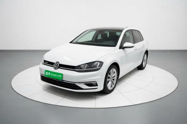 Volkswagen Golf 2018 230TSI Automatic Comfort Model مستعملة