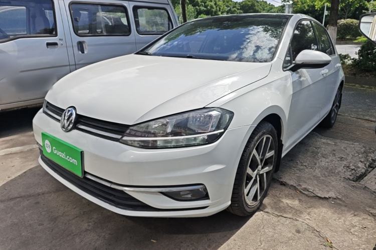 Used Volkswagen Golf 2018 230TSI Automatic Luxury Version Guazi used car, China used car export, Used car for sale, Used  cars, Cheapest cars for sale