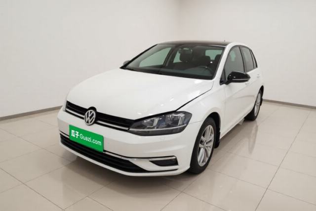 Ojetý Volkswagen Golf 2018 230TSI Automatic Comfort Model