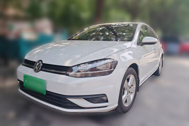 Used Volkswagen Golf 2018 1.6L Automatic Fashion Model
