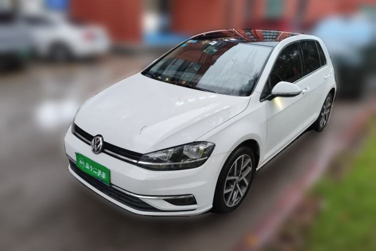 Used Volkswagen Golf 2018 230TSI Automatic Luxury Version Guazi used car, China used car export, Used car for sale, Used cars, Cheapest cars for sale