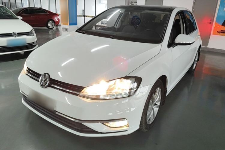 Used Volkswagen Golf 2018 1.6L Automatic Comfort Model Guazi used car, China used car export, Used car for sale, Used  cars, Cheapest cars for sale