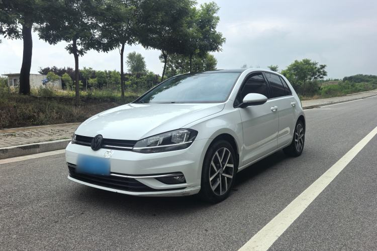 Ojetý Volkswagen Golf 2018 230TSI Automatic Luxury Version Guazi used car, China used car export, Used car for sale, Used cars, Cheapest cars for sale