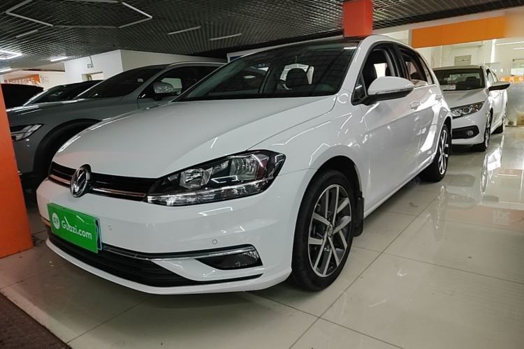 Used Volkswagen Golf 2018 230TSI Automatic Luxury Version Guazi used car, China used car export, Used car for sale, Used  cars, Cheapest cars for sale