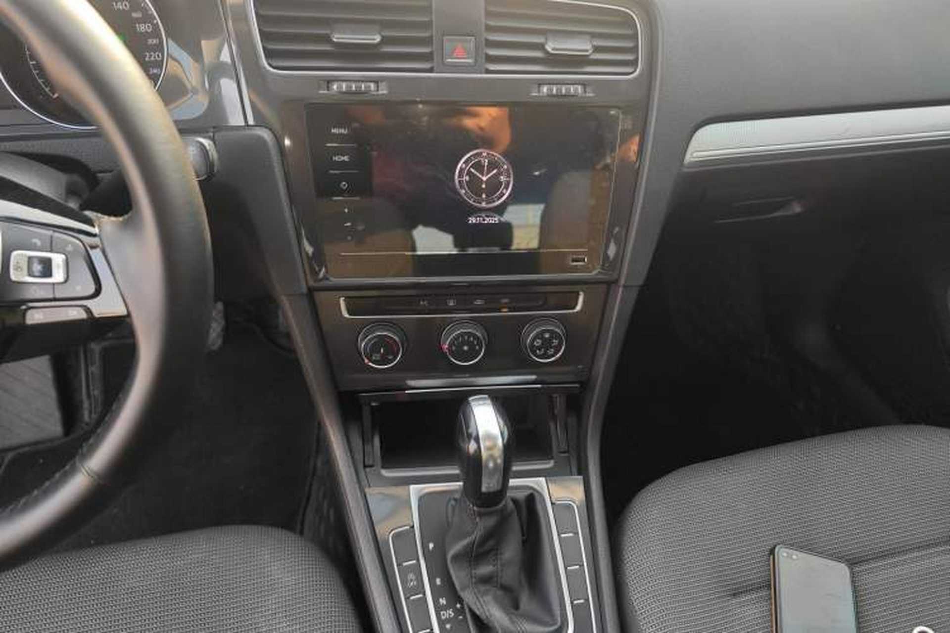 Used Volkswagen Golf 2018 230TSI Automatic Comfort Model Audio And AC Panel