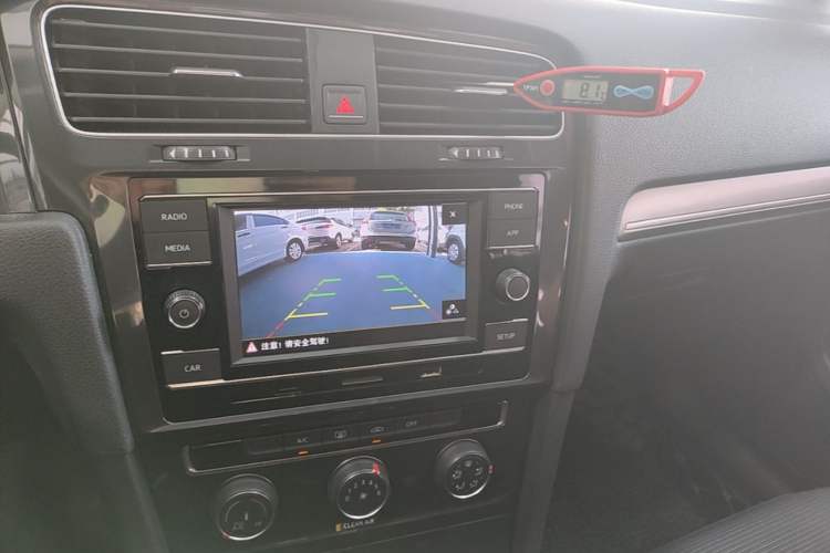 Used Volkswagen Golf 2018 230TSI Automatic Comfort Model Audio And AC Panel