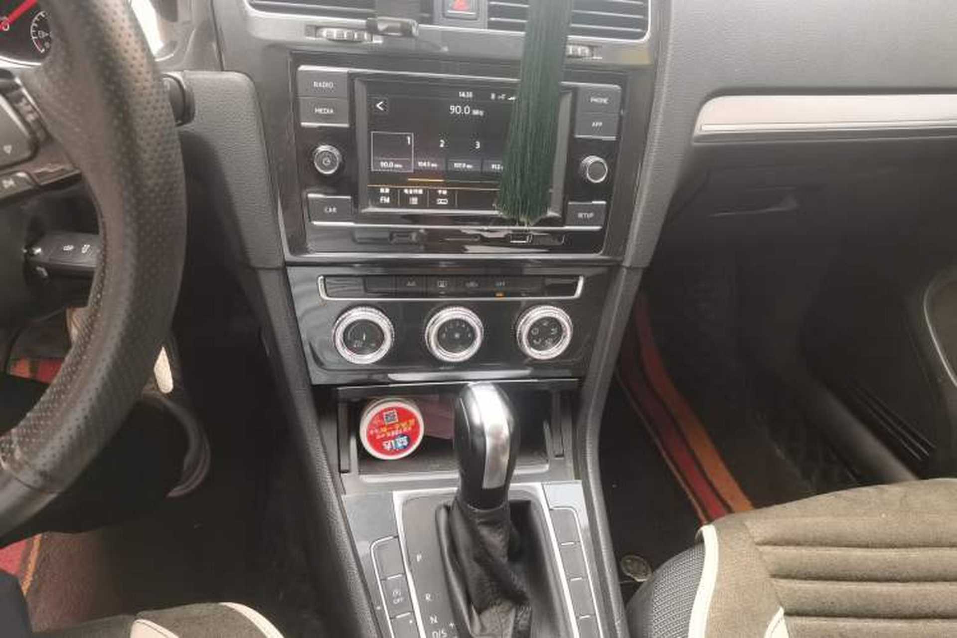 Used Volkswagen Golf 2018 230TSI Automatic Comfort Model Audio And AC Panel