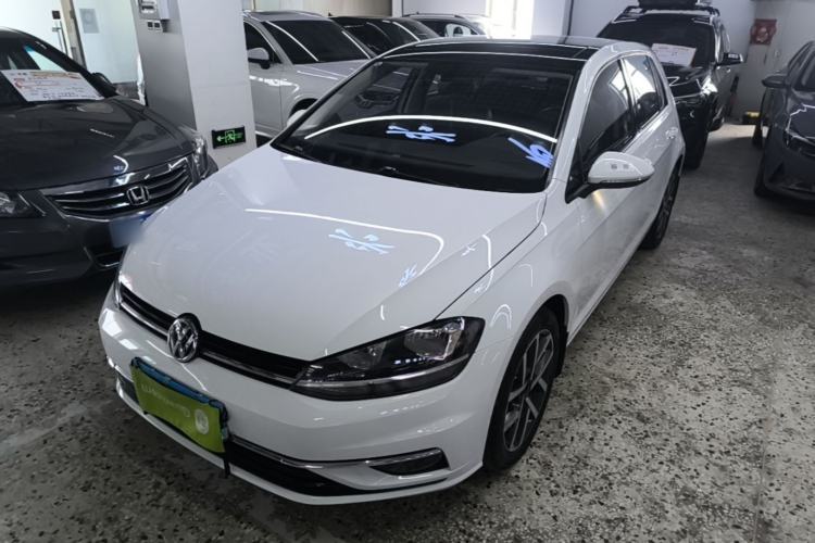 Ojetý Volkswagen Golf 2018 230TSI Automatic Luxury Version Guazi used car, China used car export, Used car for sale, Used cars, Cheapest cars for sale