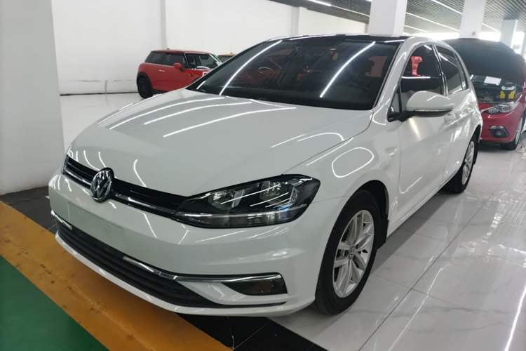 Used Volkswagen Golf 2018 1.6L Automatic Comfort Model Guazi used car, China used car export, Used car for sale, Used  cars, Cheapest cars for sale