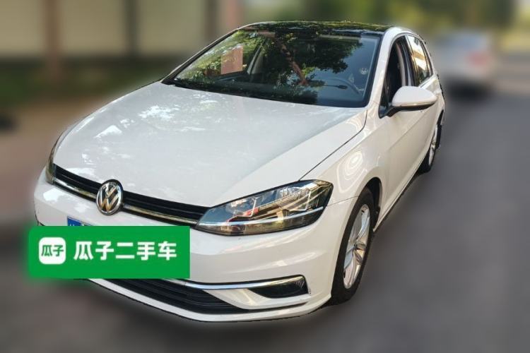 Used Volkswagen Golf 2018 230TSI Automatic Comfort Model Guazi used car, China used car export, Used car for sale, Used  cars, Cheapest cars for sale