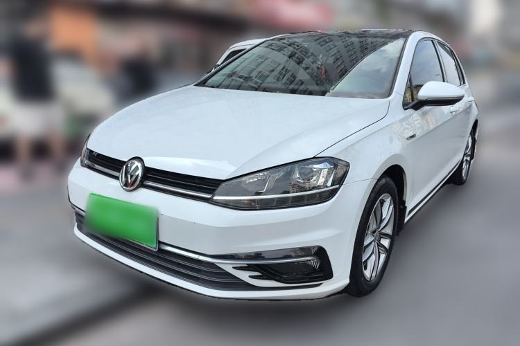 Used Volkswagen Golf 2018 230TSI Automatic Comfort Model Guazi used car, China used car export, Used car for sale, Used cars, Cheapest cars for sale