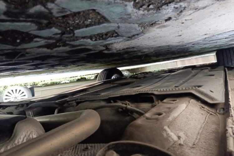 Used Volkswagen Golf 2018 1.6L Automatic Comfort Model Chassis Rear Left