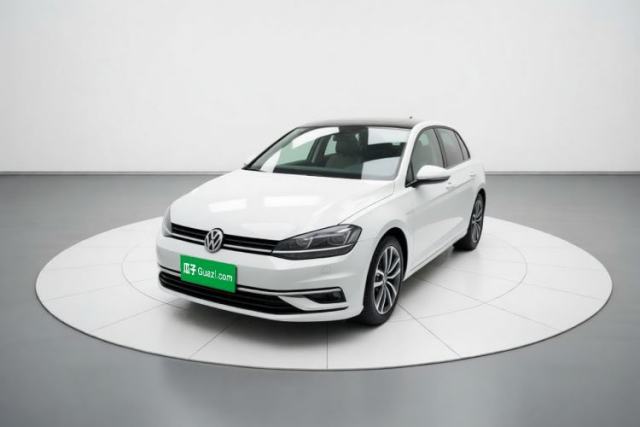 Ojetý Volkswagen Golf 2018 1.6L Automatic Comfort Model