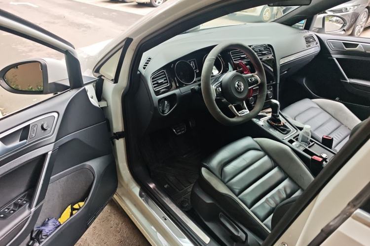 Used Volkswagen Golf 2018 280TSI Automatic R-Line Model Driver Seat