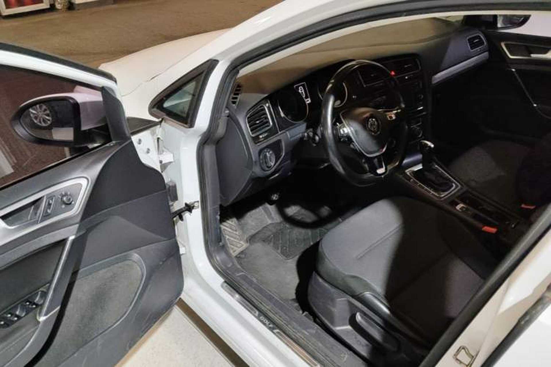 Used Volkswagen Golf 2018 230TSI Automatic Comfort Model Driver Seat