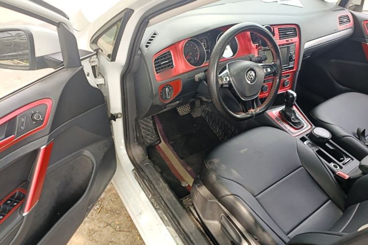 Used Volkswagen Golf 2018 230TSI Automatic Comfort Model Driver Seat