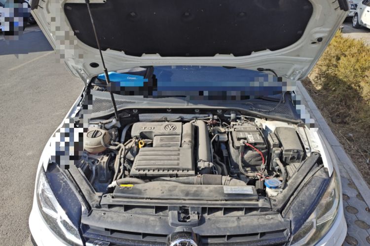Used Volkswagen Golf 2018 280TSI Automatic R-Line Model Engine Bay