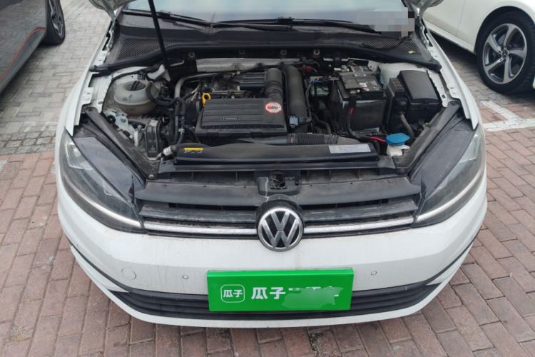 Used Volkswagen Golf 2018 230TSI Automatic Luxury Version Engine Bay