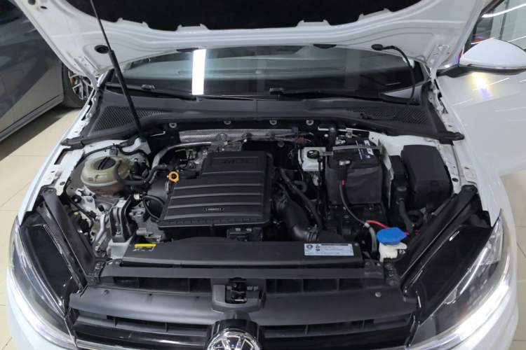 Used Volkswagen Golf 2018 1.6L Automatic Comfort Model Engine Bay