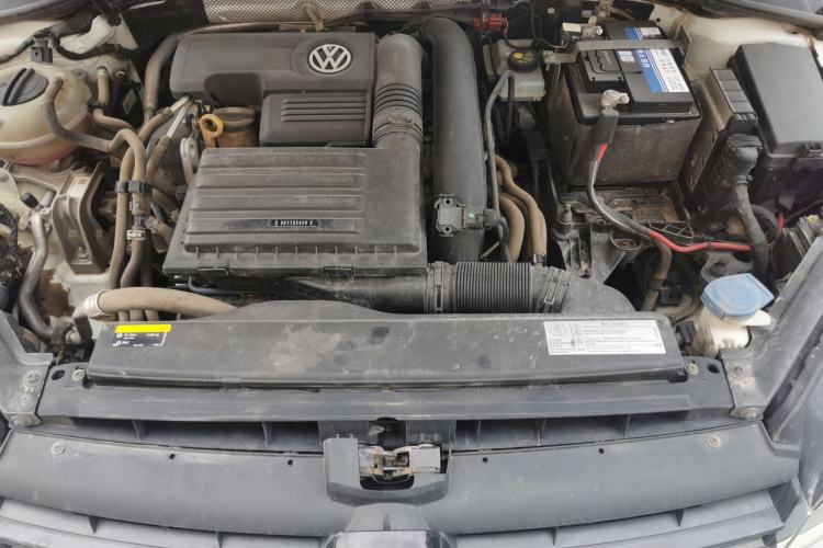 Used Volkswagen Golf 2018 230TSI Automatic Comfort Model Engine Bay