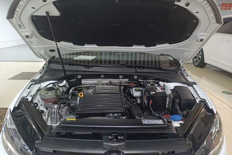 Used Volkswagen Golf 2018 1.6L Automatic Comfort Model Engine Bay