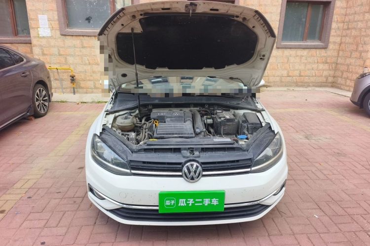 Used Volkswagen Golf 2018 230TSI Automatic Comfort Model Engine Bay