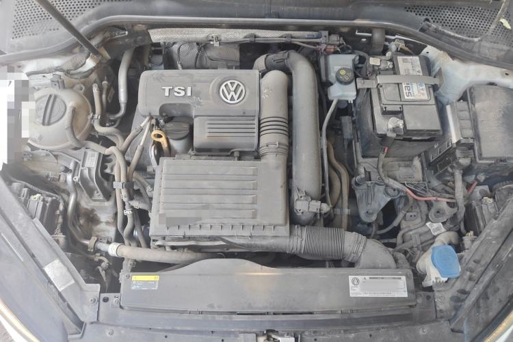 Used Volkswagen Golf 2018 230TSI Automatic Comfort Model Engine Bay