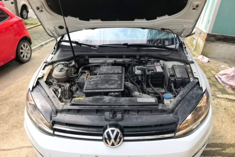 Used Volkswagen Golf 2018 1.6L Automatic Comfort Model Engine Bay