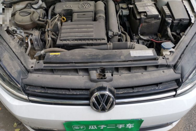 Used Volkswagen Golf 2018 230TSI Automatic Comfort Model Engine Bay